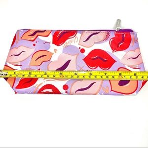 $3 ADD ON Clinique Makeup Bag